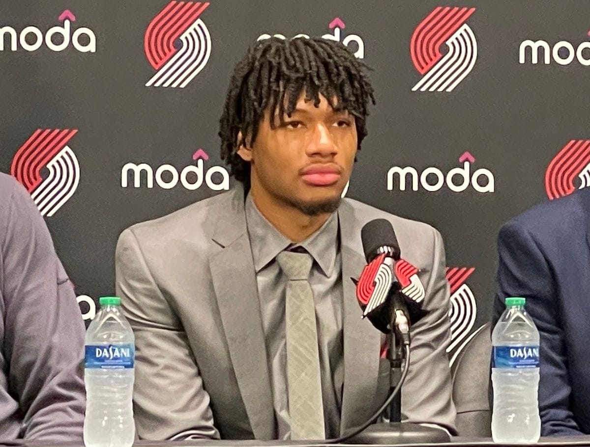 Shaedon Sharpe suffers 'small' labral tear in shoulder, will be evaluated in 10-14 days